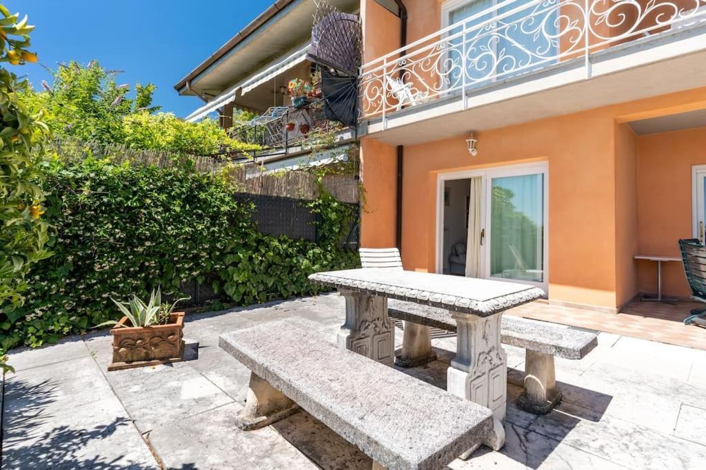 Casa Belvedere Toscolano Maderno Exterior photo